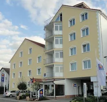 Otel Comfort Frankfurt Airport 3*